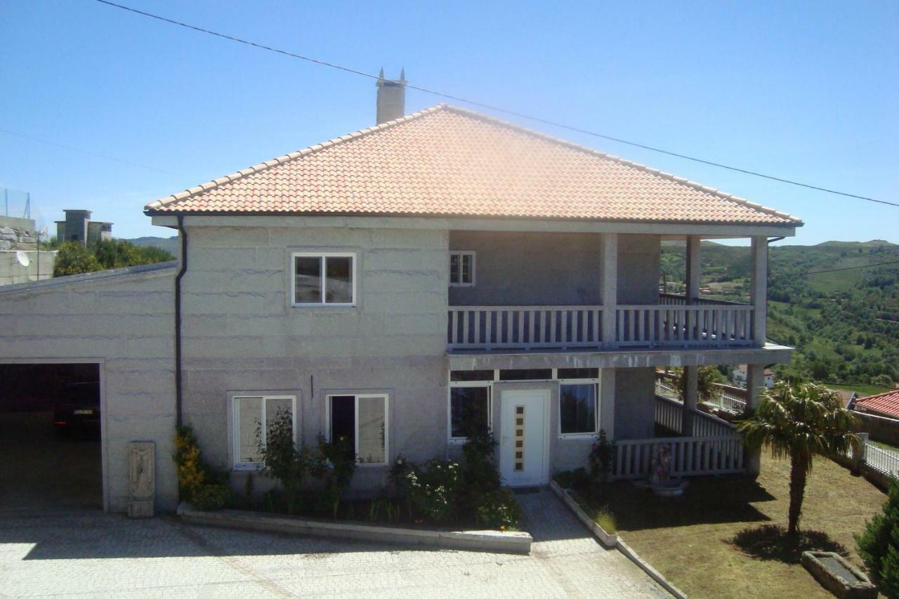 Casa Do Nascente Villa Paredes do Rio Екстериор снимка